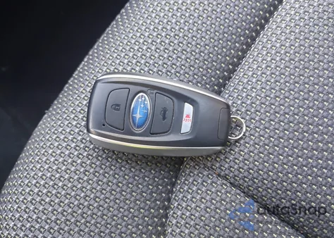 2024 Subaru Crosstrek Premium z USA, uszkodzony, nr VIN JF2GUADCXR8266767